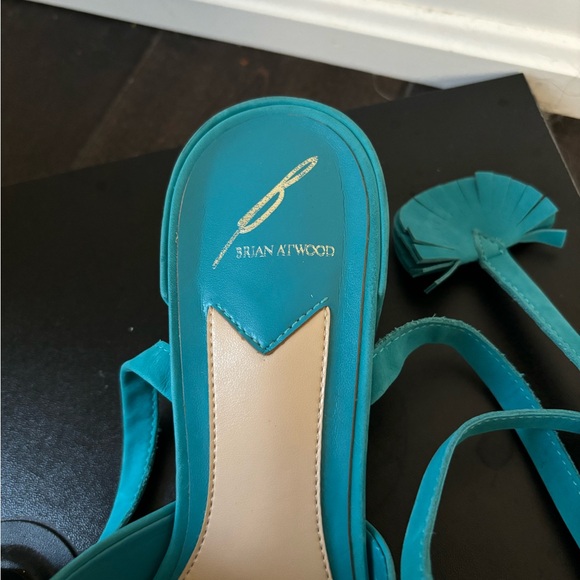 Brian Atwood Astor Nubuck Sandals Block Heel Crisscross Tie Up Aqua Women’s US 7 - Picture 12 of 13